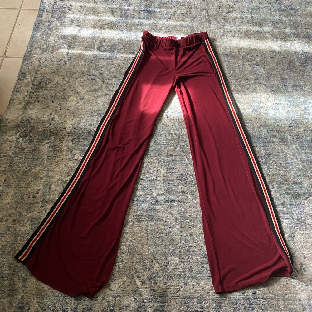 Wide leg pants